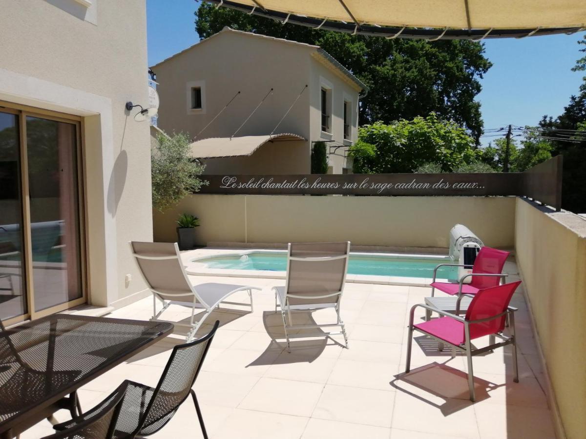 Le Cabanon De Laura Villa LʼIsle-sur-la-Sorgue Exteriör bild